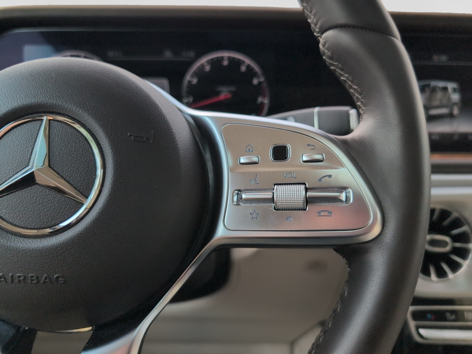 2023 Mercedes-Benz G-Class G 550 4MATIC SUV — photo 20