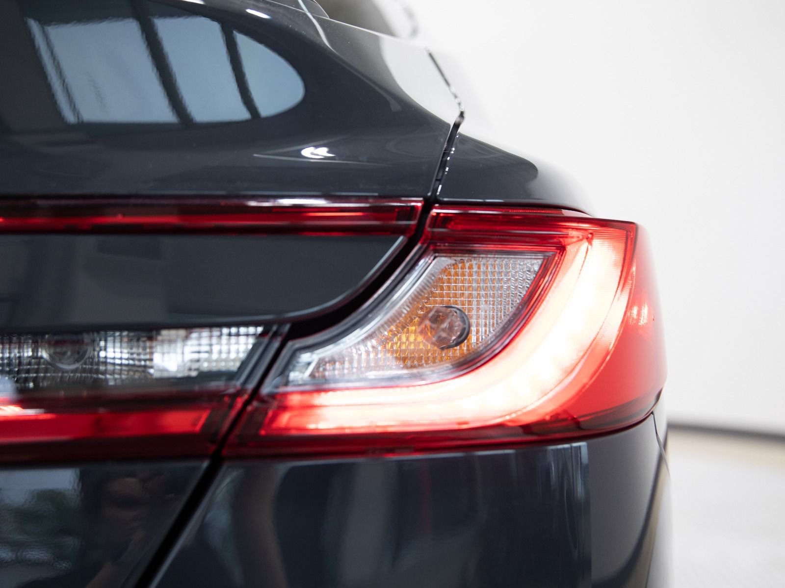 2025 Toyota Camry SE CVT — photo 13