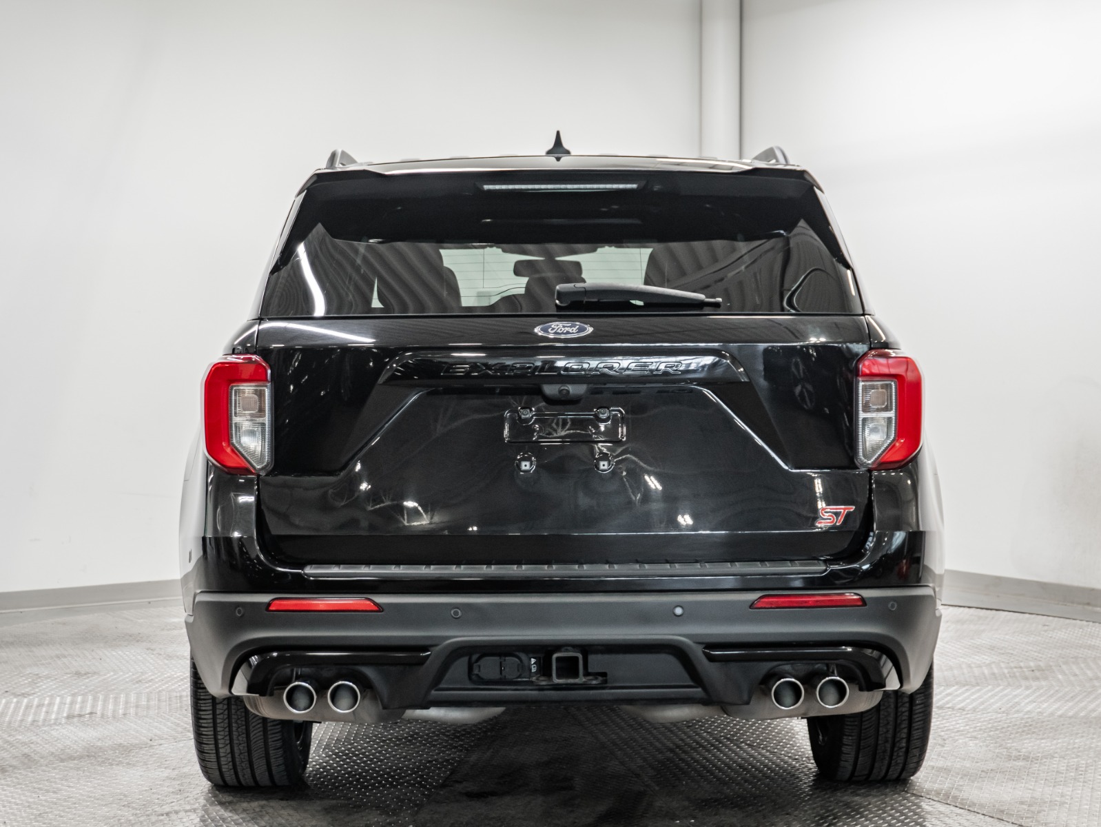 2023 Ford Explorer ST 4WD — photo 6
