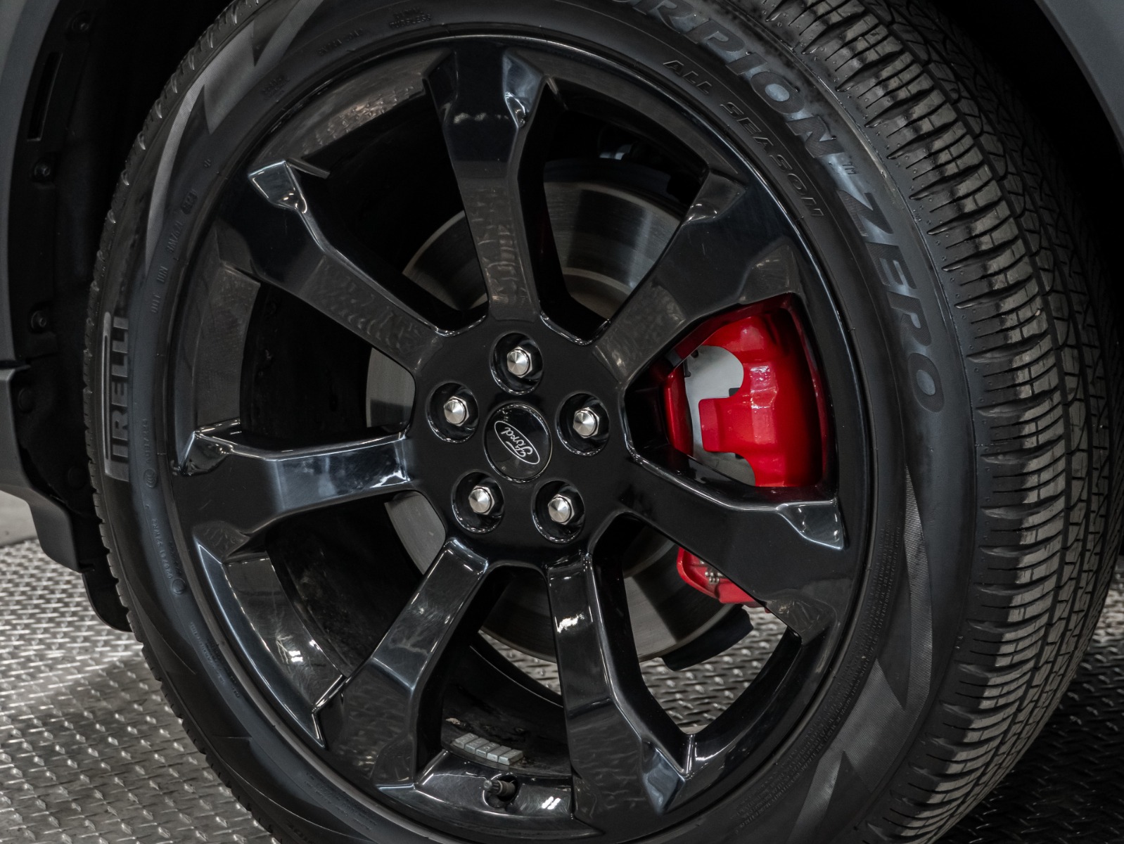 2023 Ford Explorer ST 4WD — photo 10