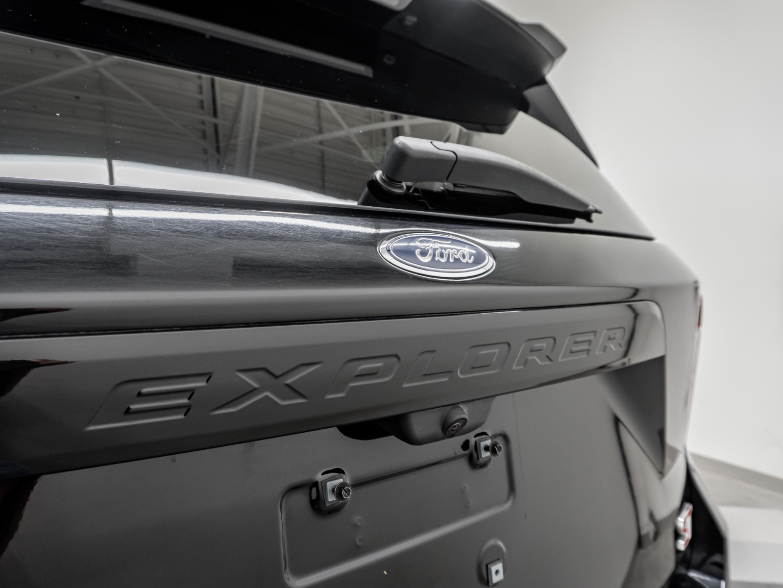 2023 Ford Explorer ST 4WD — photo 12