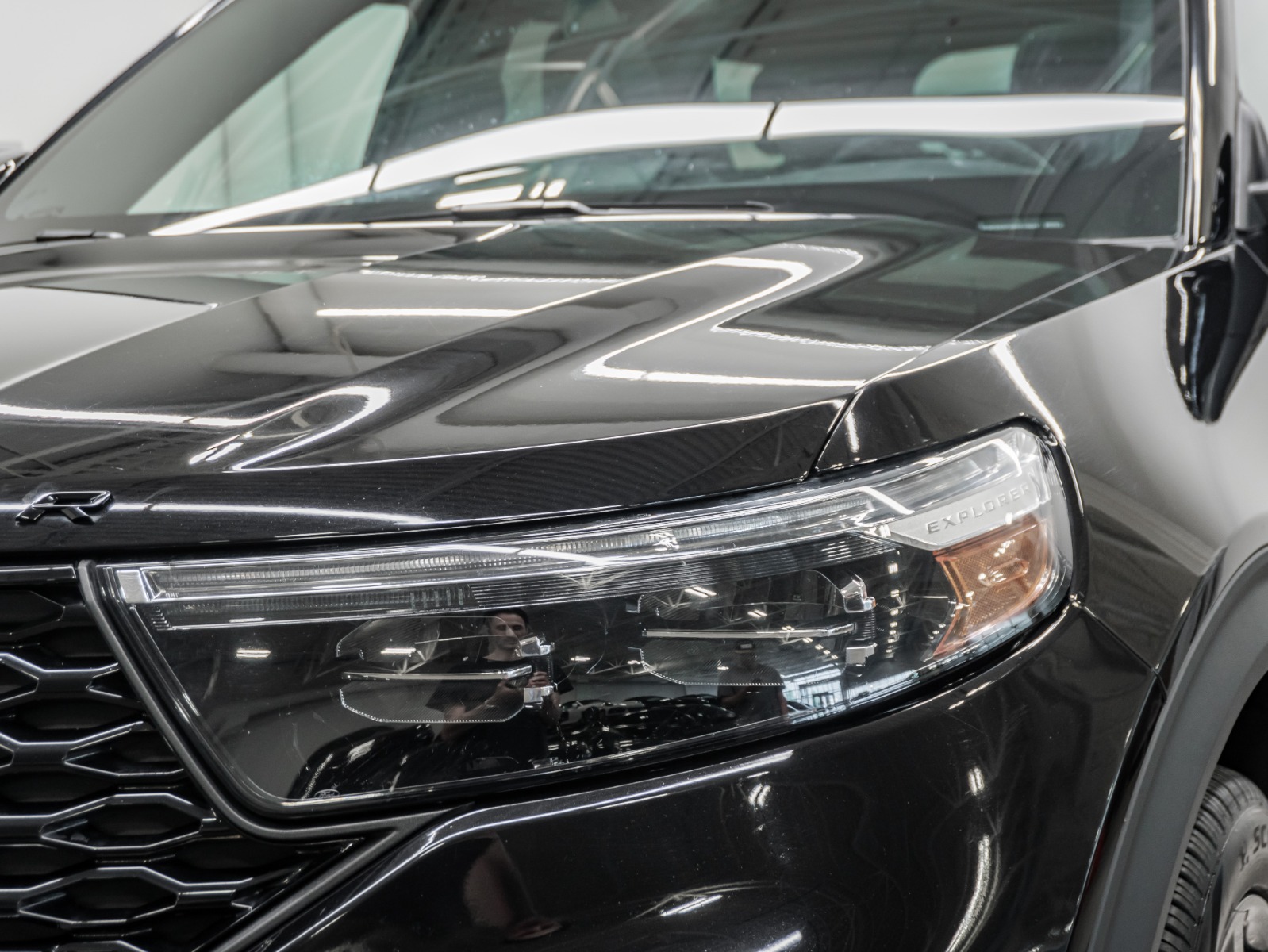 2023 Ford Explorer ST 4WD — photo 13