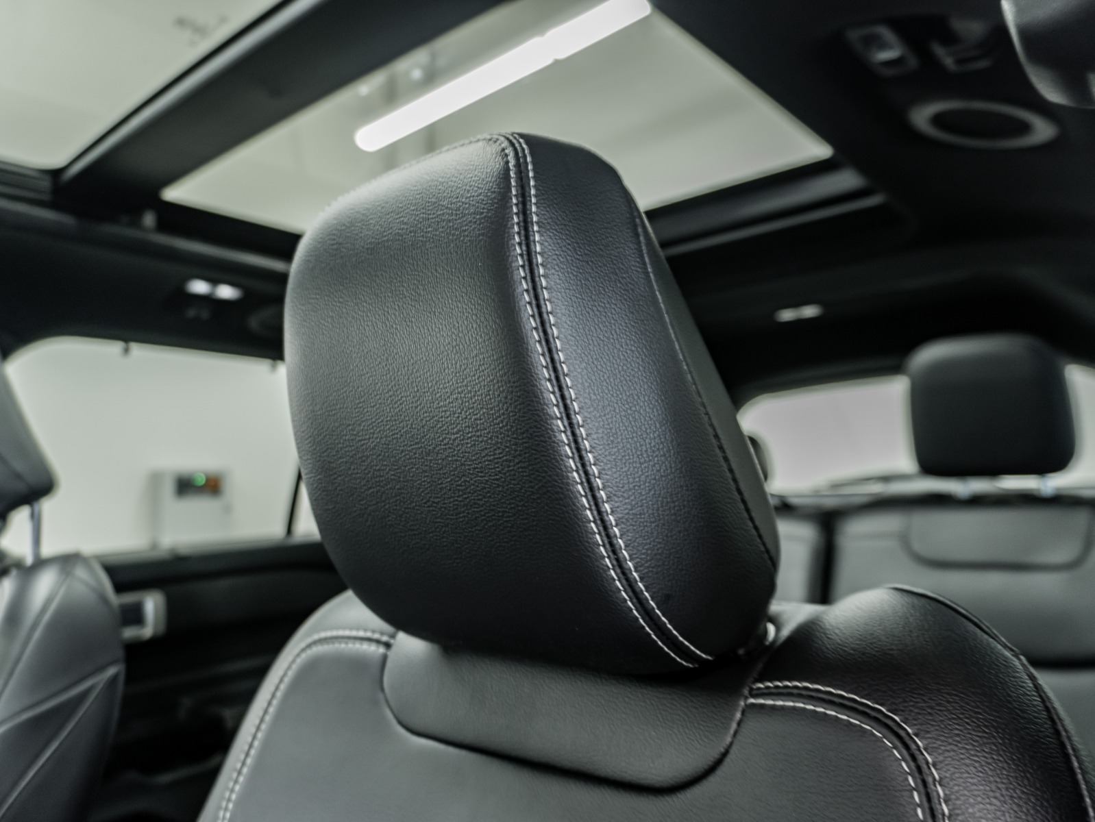 2023 Ford Explorer ST 4WD — photo 23