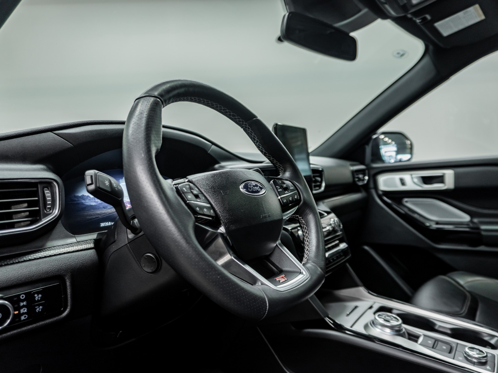 2023 Ford Explorer ST 4WD — photo 29
