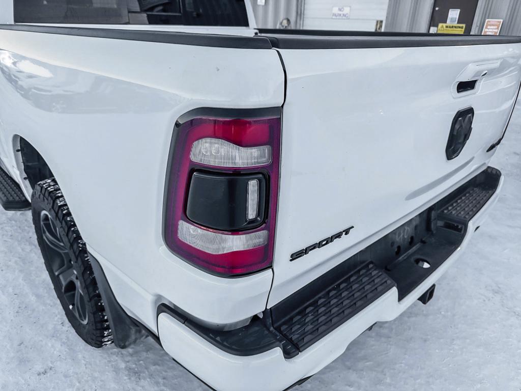2022 Ram 1500 Sport 4x4 Crew Cab 5'7" Box — photo 8