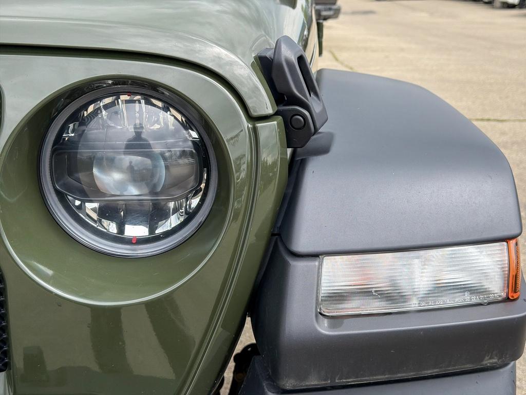 2023 Jeep Wrangler Sport S 4 Door 4x4 — photo 8