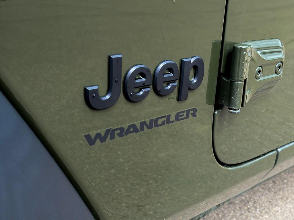 2023 Jeep Wrangler Sport S 4 Door 4x4 — photo 9