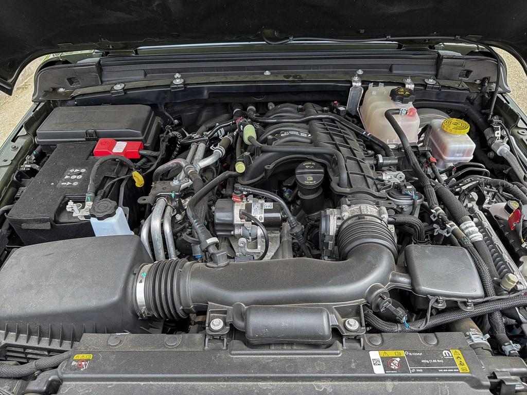 2023 Jeep Wrangler Sport S 4 Door 4x4 — photo 10