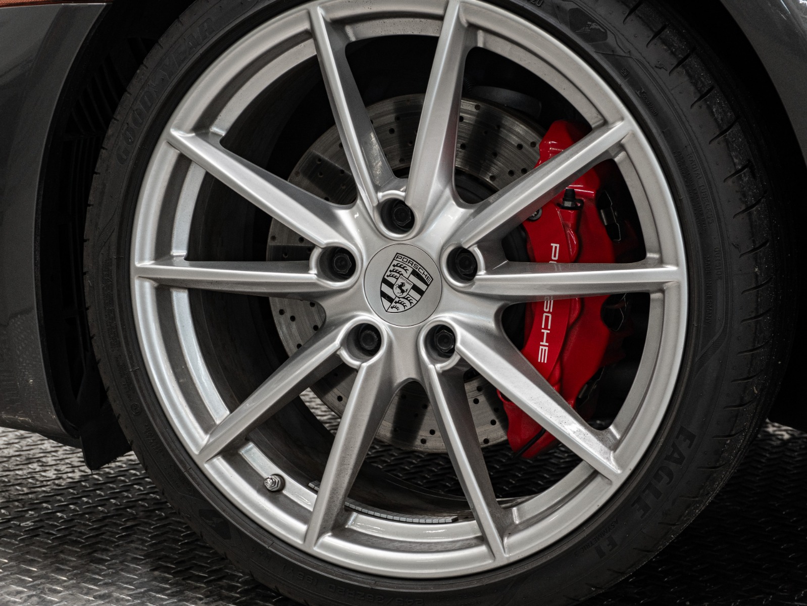 2020 Porsche 911 Carrera S Coupe — photo 12