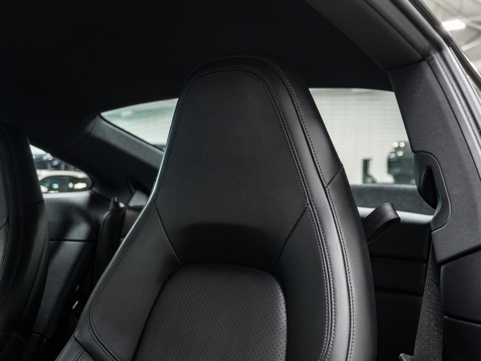 2020 Porsche 911 Carrera S Coupe — photo 22