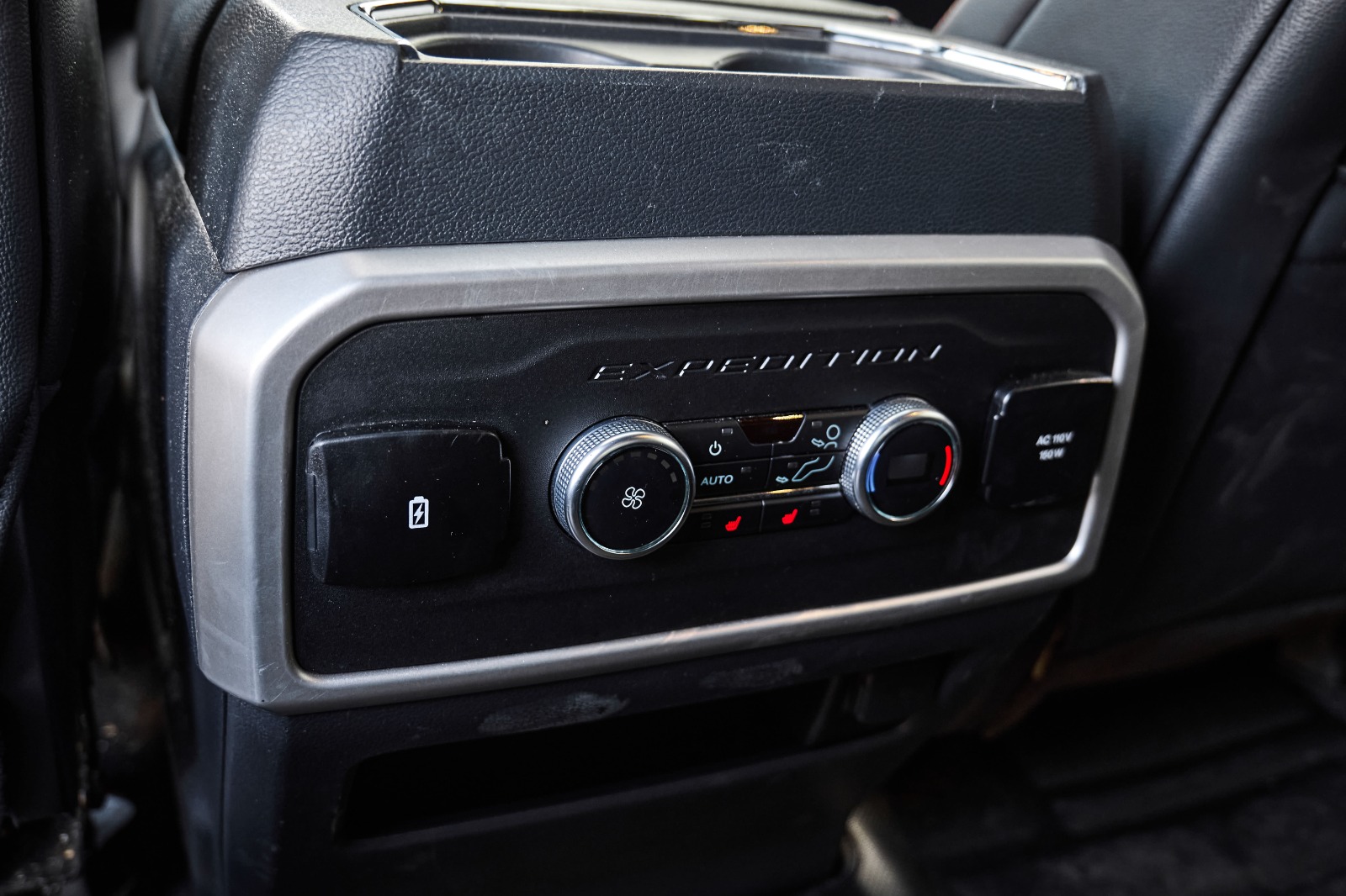 2023 Ford Expedition Limited Max 4x4 — photo 9