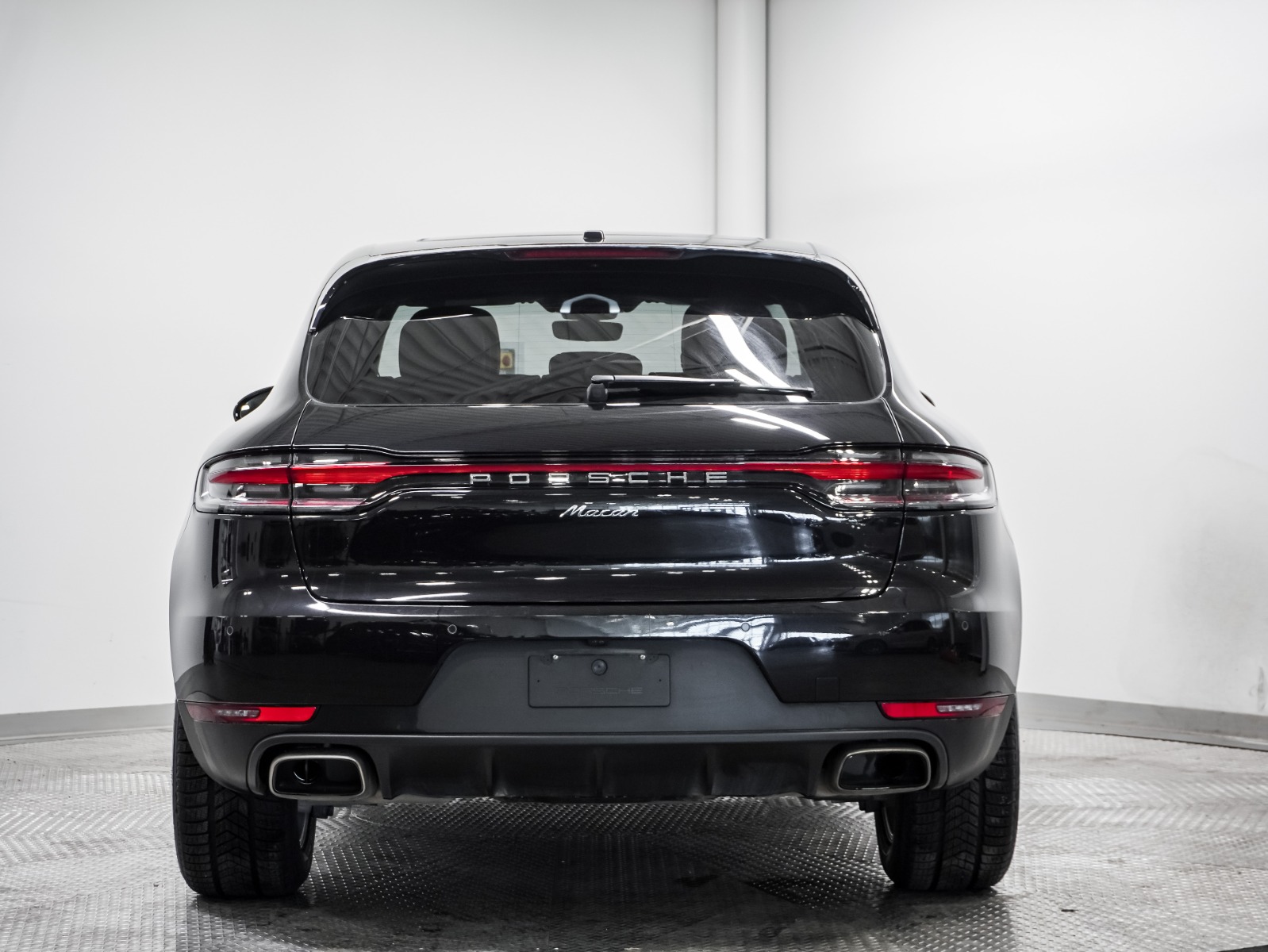 2020 Porsche Macan AWD — photo 6