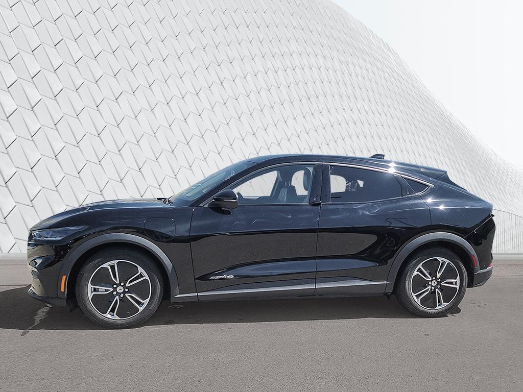 2022 Ford Mustang Mach-E Select AWD — photo 3