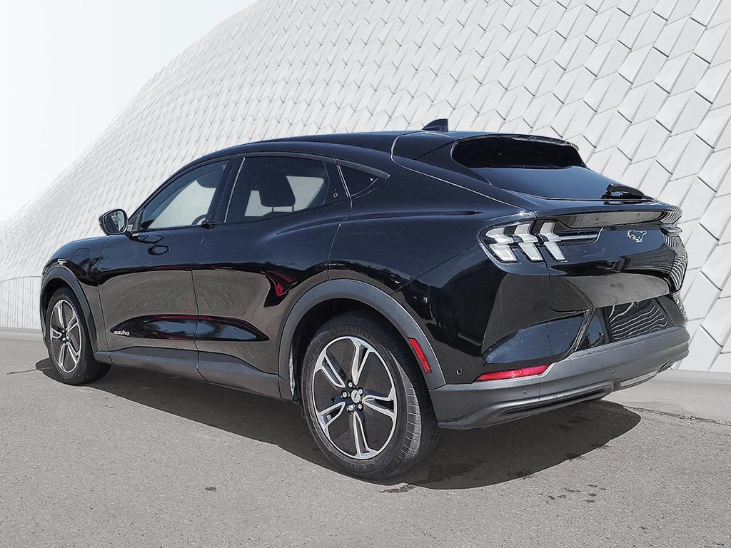 2022 Ford Mustang Mach-E Select AWD — photo 4