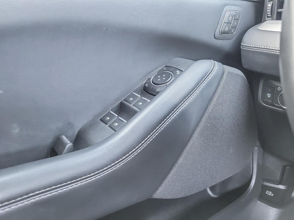 2022 Ford Mustang Mach-E Select AWD — photo 16