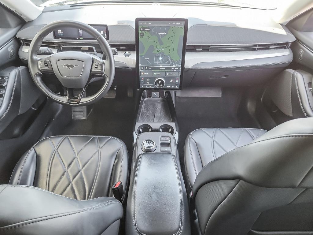 2022 Ford Mustang Mach-E Select AWD — photo 23