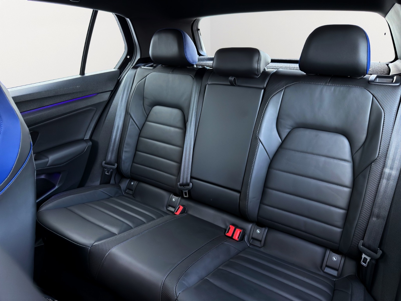 2024 Volkswagen Golf R DSG — photo 21