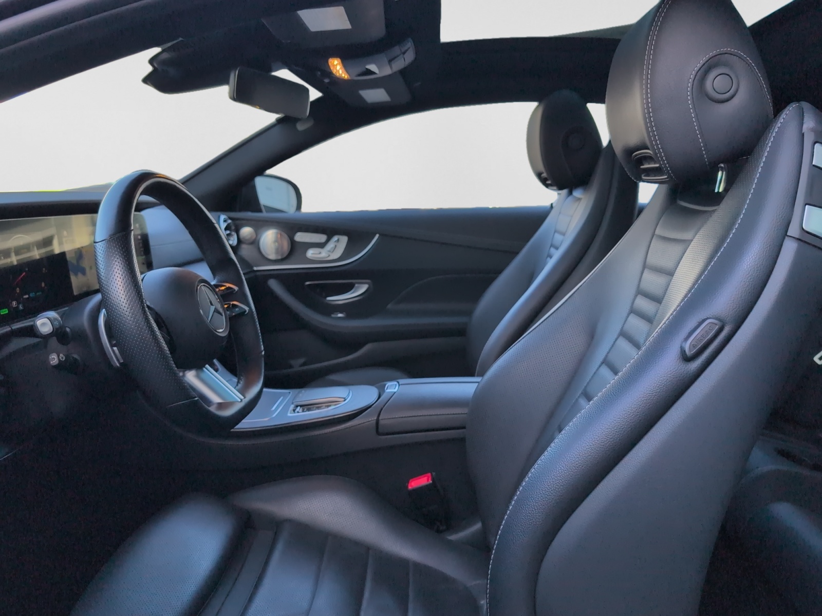 2022 Mercedes-Benz E-Class E 450 4MATIC Coupe — photo 11
