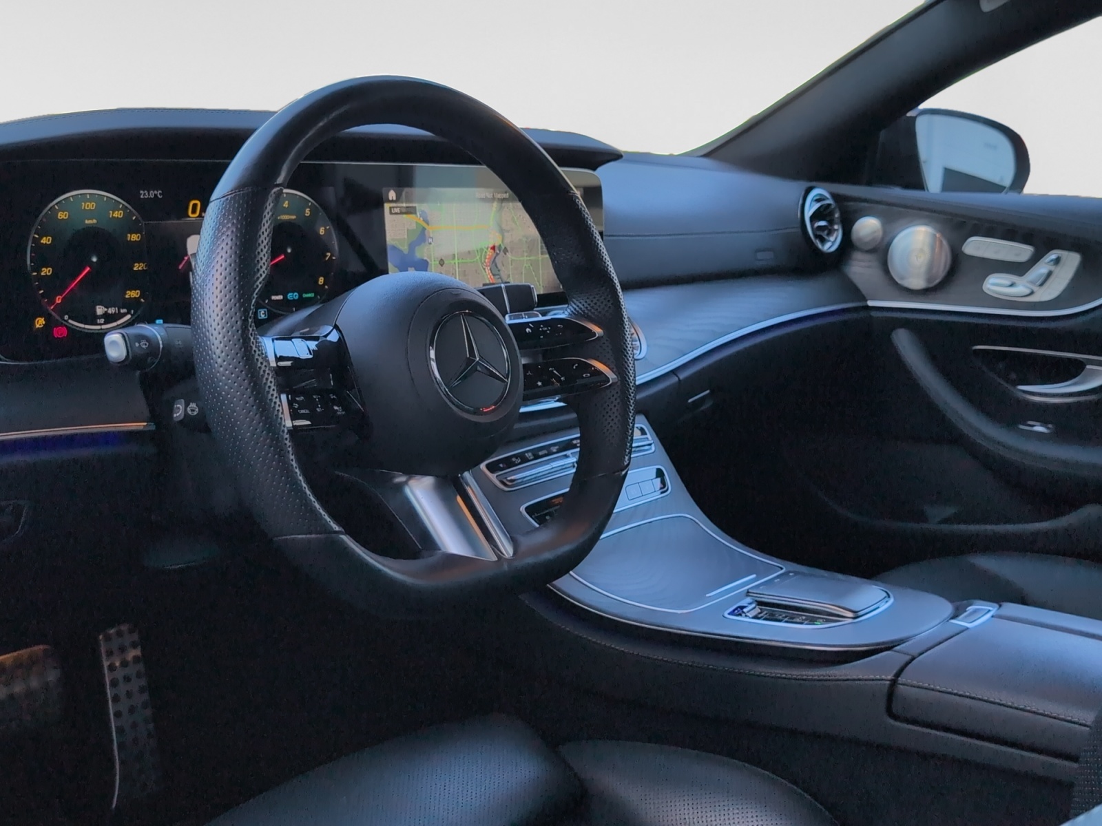 2022 Mercedes-Benz E-Class E 450 4MATIC Coupe — photo 13