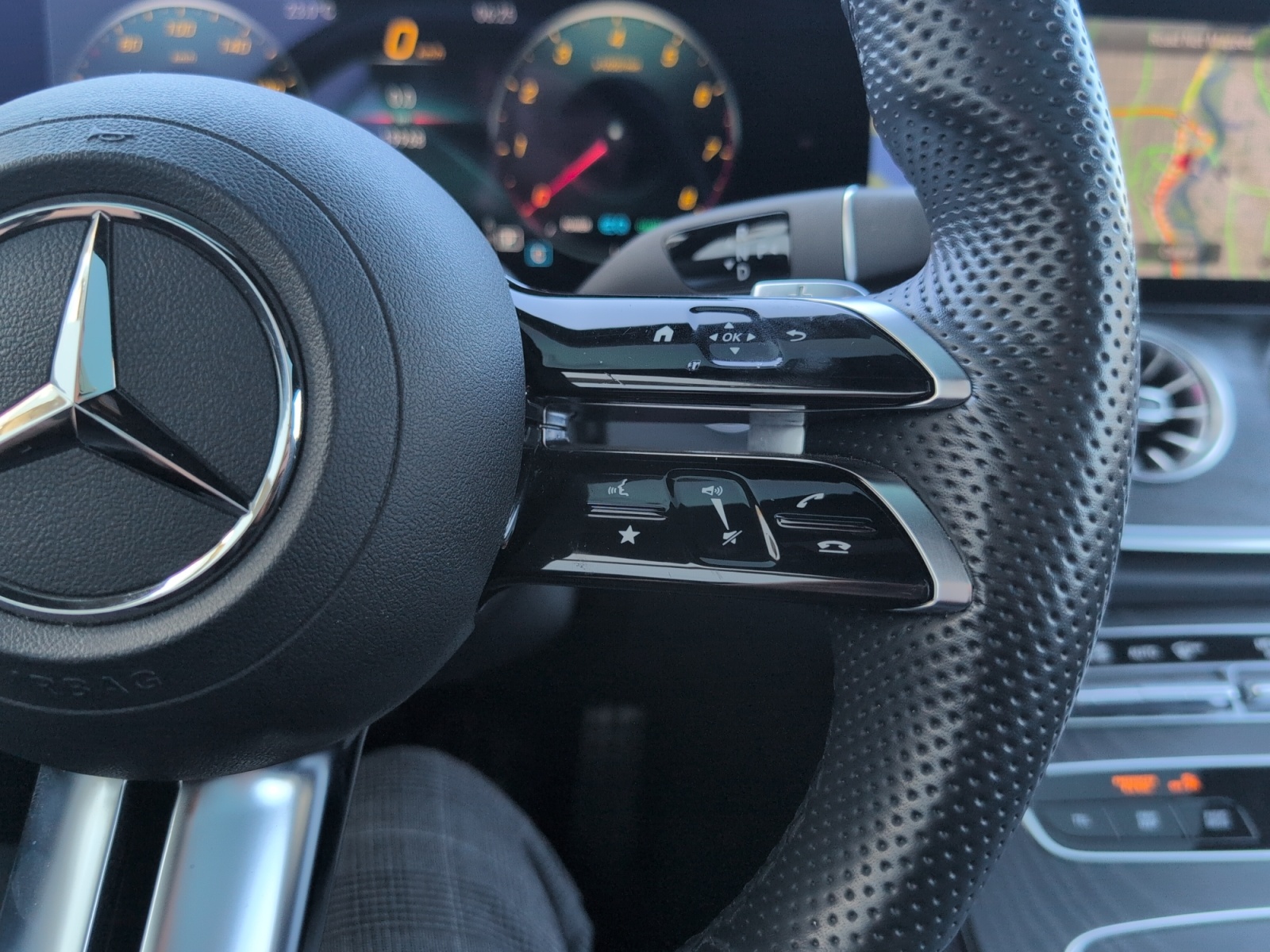 2022 Mercedes-Benz E-Class E 450 4MATIC Coupe — photo 20