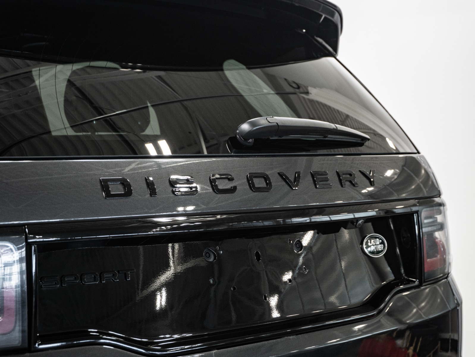 2023 Land Rover Discovery Sport R-Dynamic HSE 4WD — photo 11