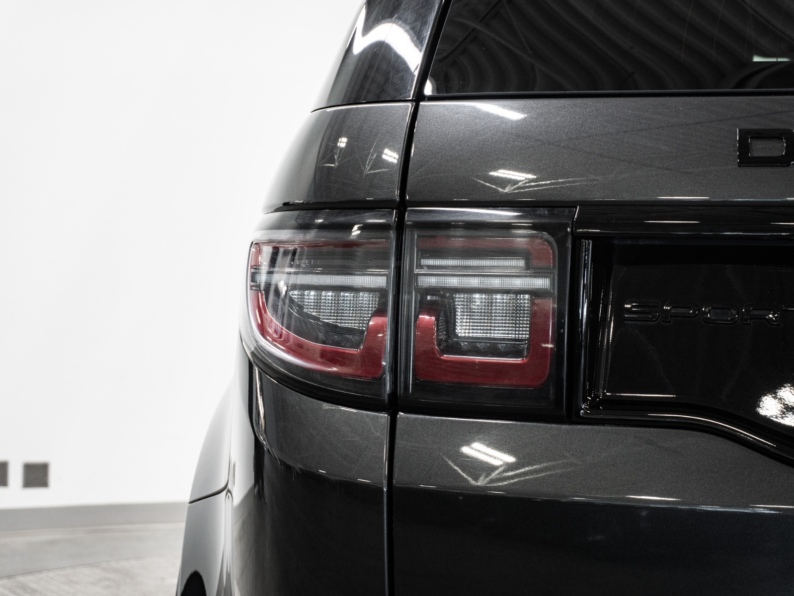 2023 Land Rover Discovery Sport R-Dynamic HSE 4WD — photo 14