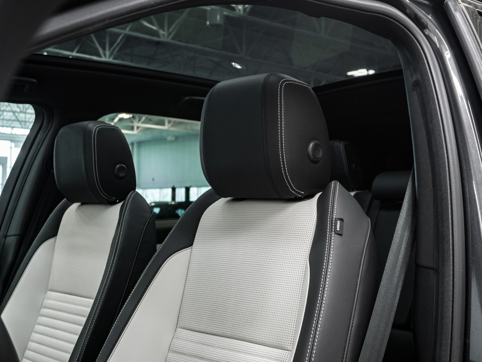 2023 Land Rover Discovery Sport R-Dynamic HSE 4WD — photo 25