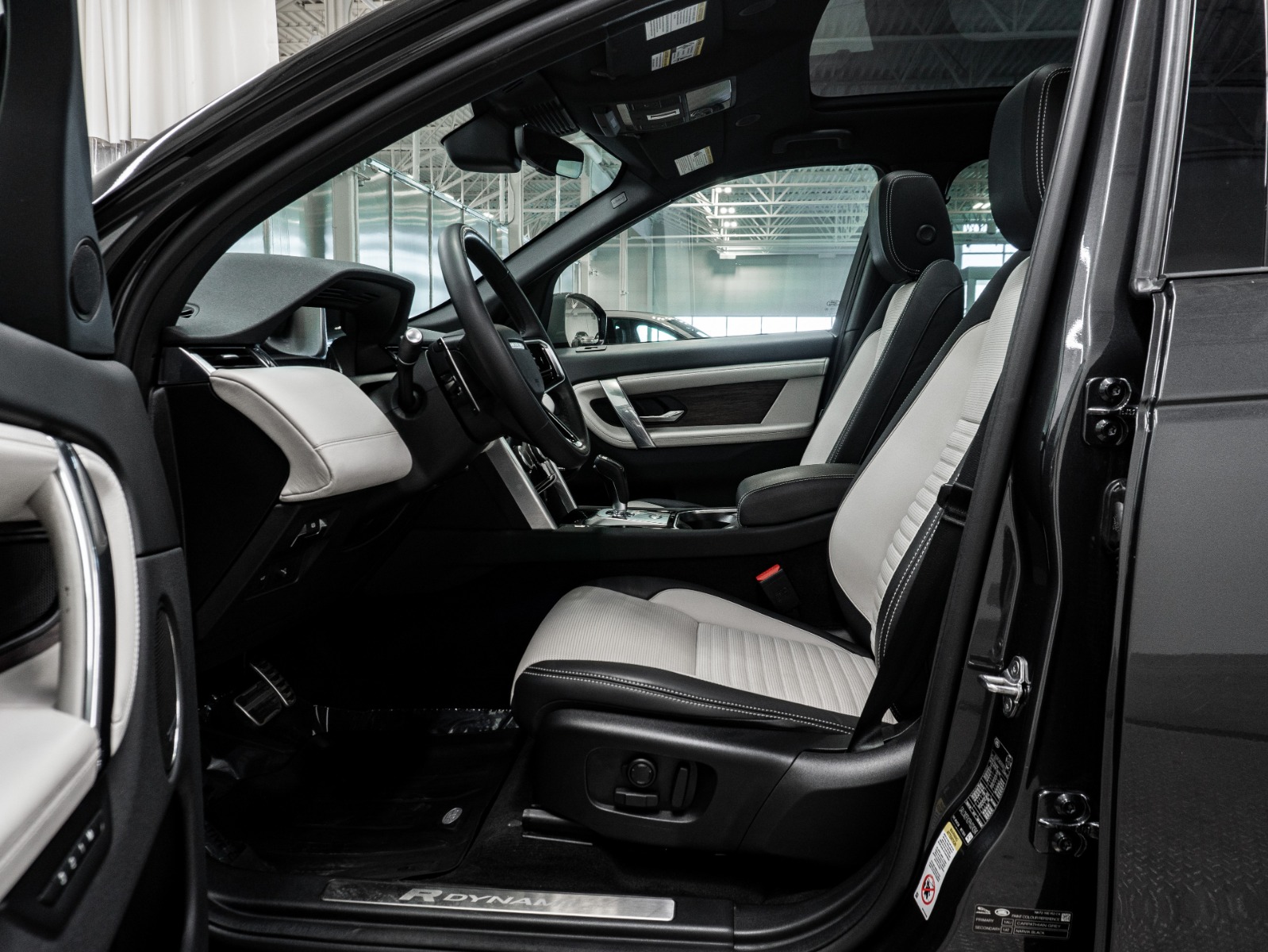 2023 Land Rover Discovery Sport R-Dynamic HSE 4WD — photo 33