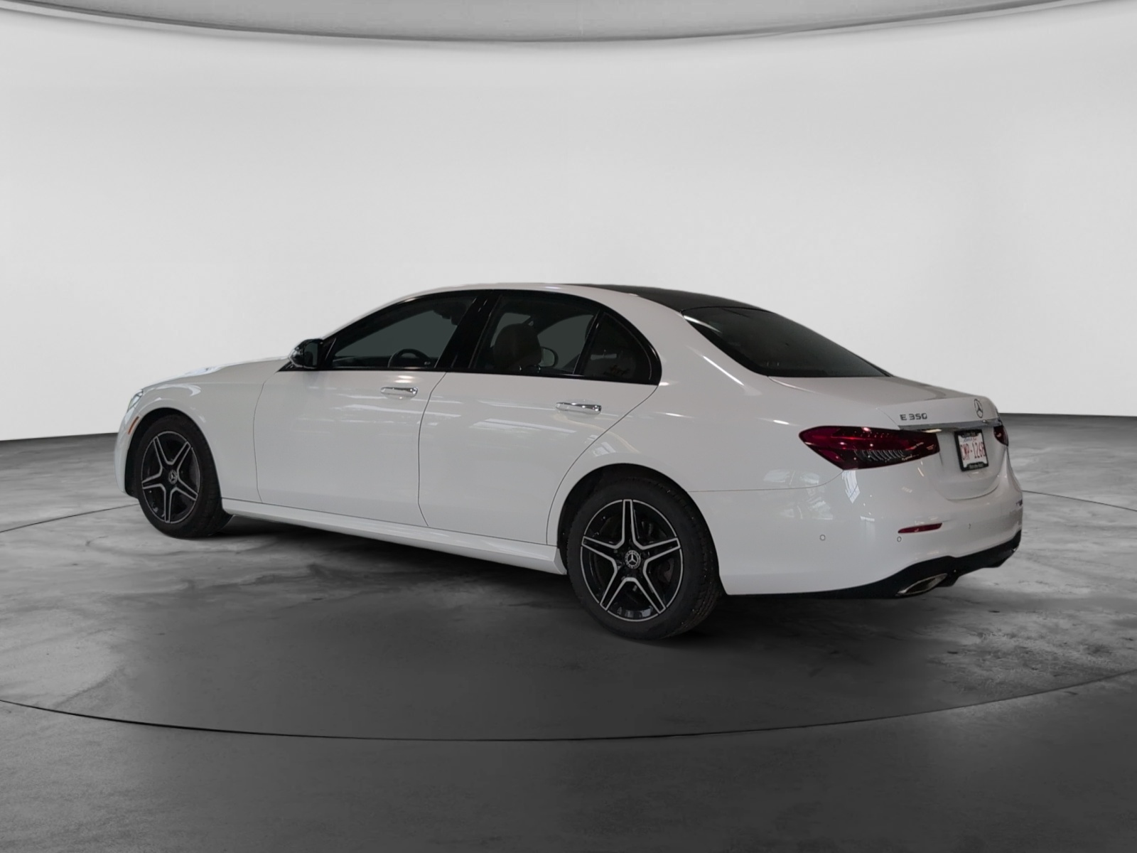 2022 Mercedes-Benz E-Class E 350 4MATIC Sedan — photo 6