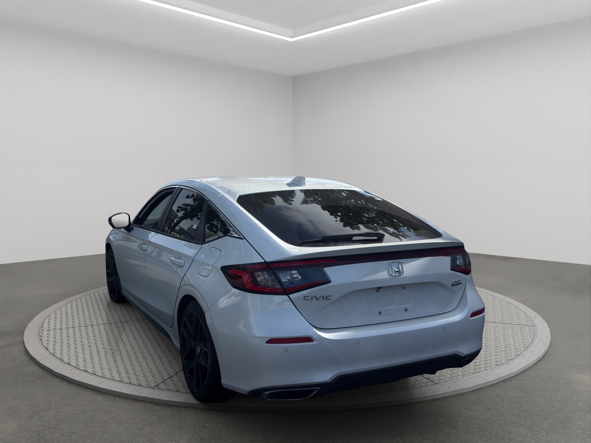 2024 Honda Civic Hatchback Sport Touring CVT — photo 4