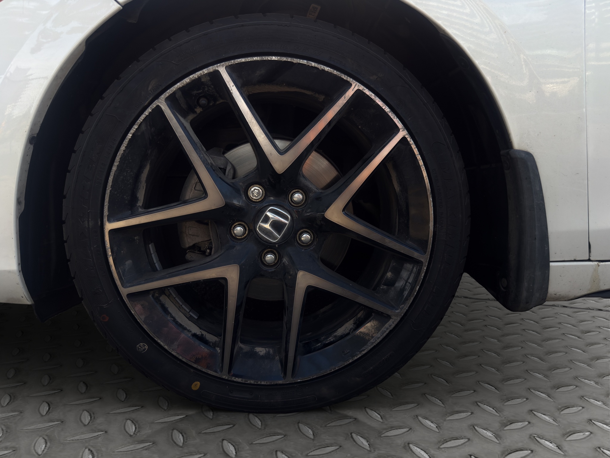 2024 Honda Civic Hatchback Sport Touring CVT — photo 6