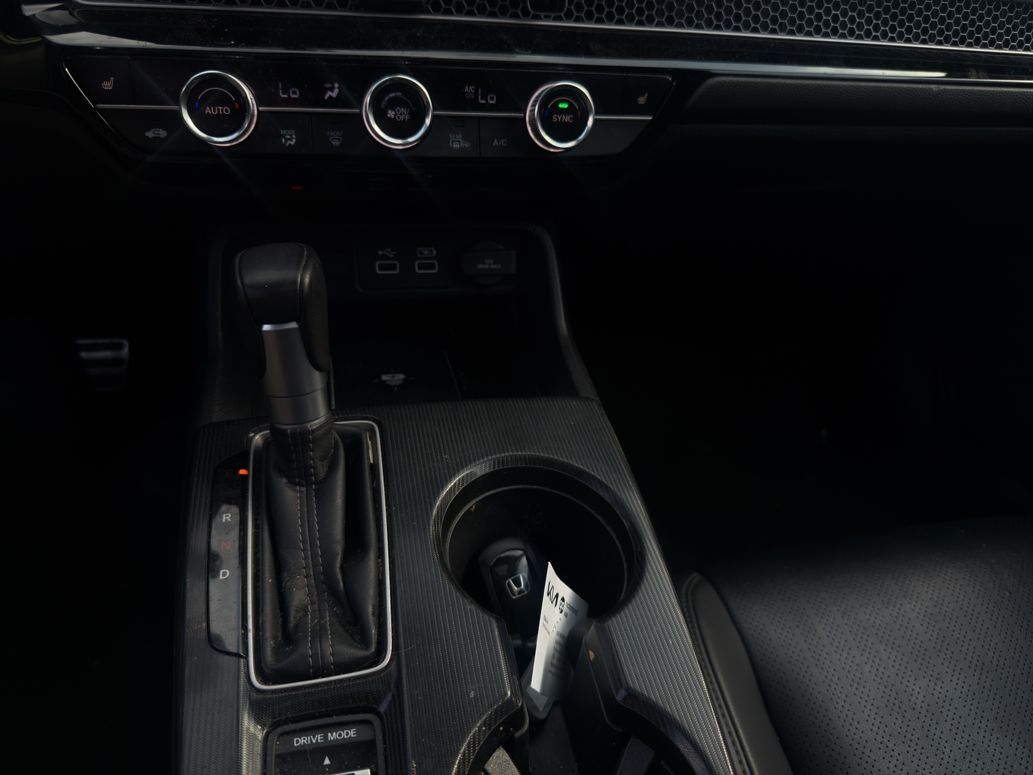 2024 Honda Civic Hatchback Sport Touring CVT — photo 11