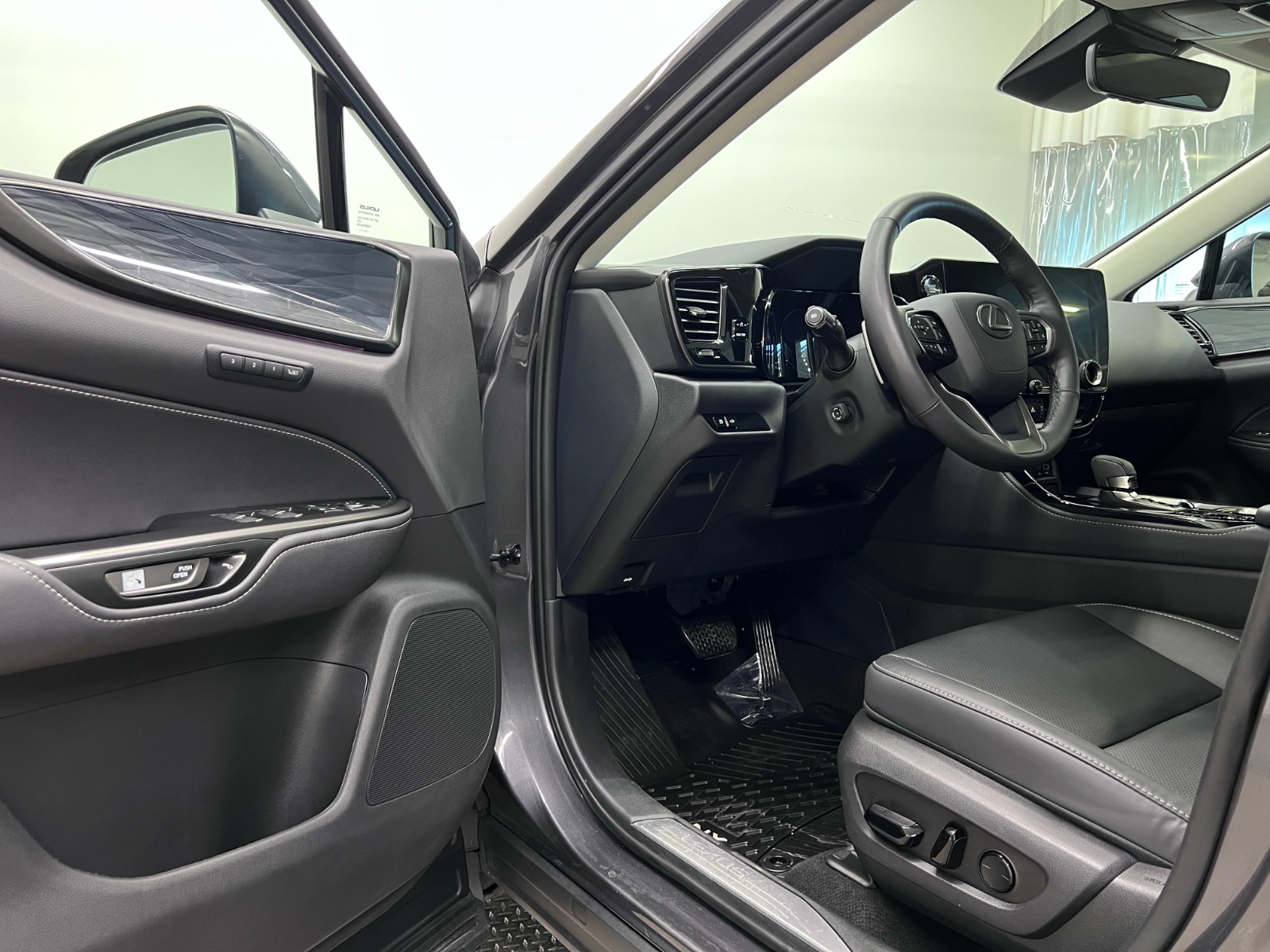2024 Lexus NX NX 350 AWD — photo 4