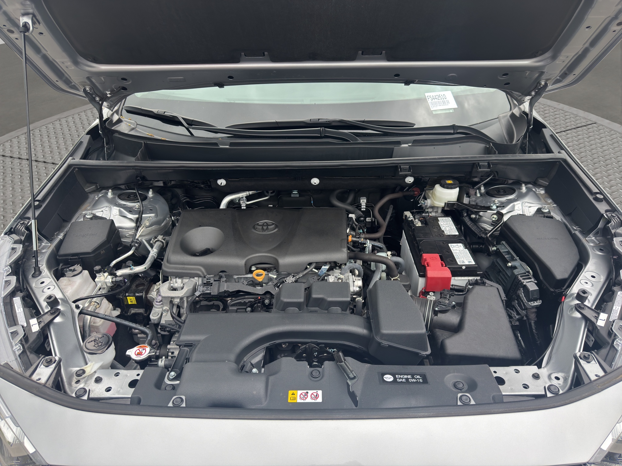 2024 Toyota RAV4 XLE AWD — photo 7