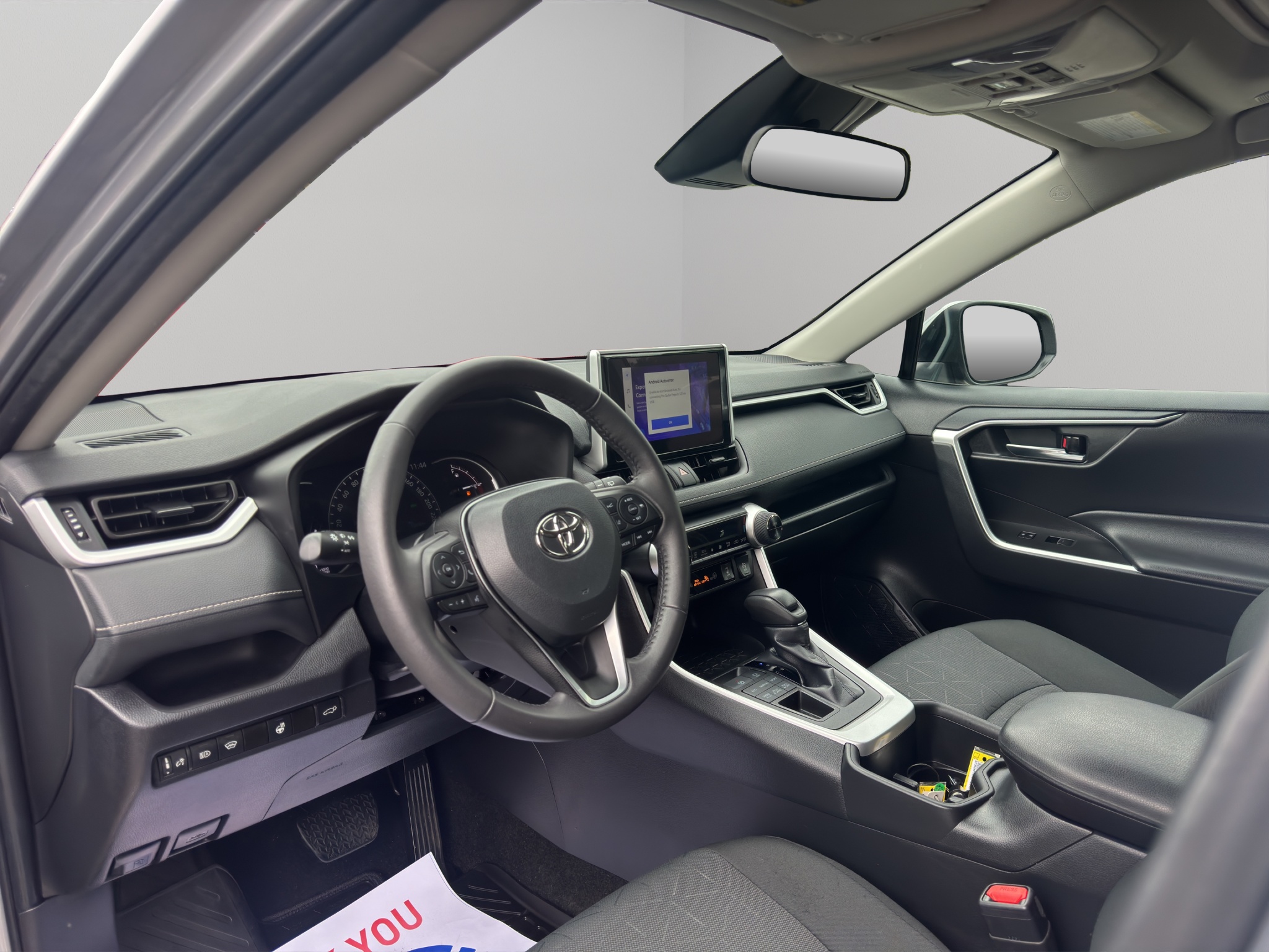 2024 Toyota RAV4 XLE AWD — photo 11