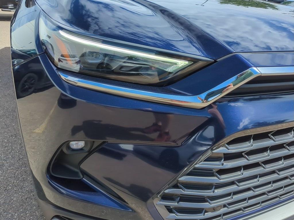 2024 Toyota Grand Highlander Hybrid Platinum AWD — photo 8