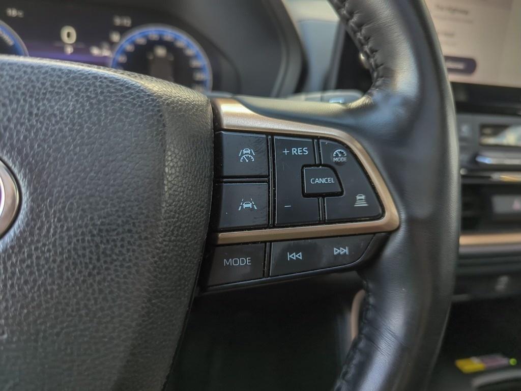 2024 Toyota Grand Highlander Hybrid Platinum AWD — photo 16