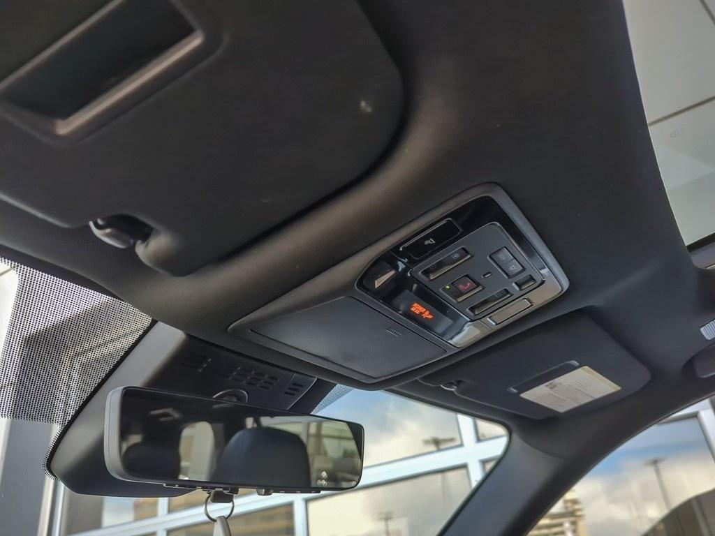 2024 Toyota Grand Highlander Hybrid Platinum AWD — photo 21
