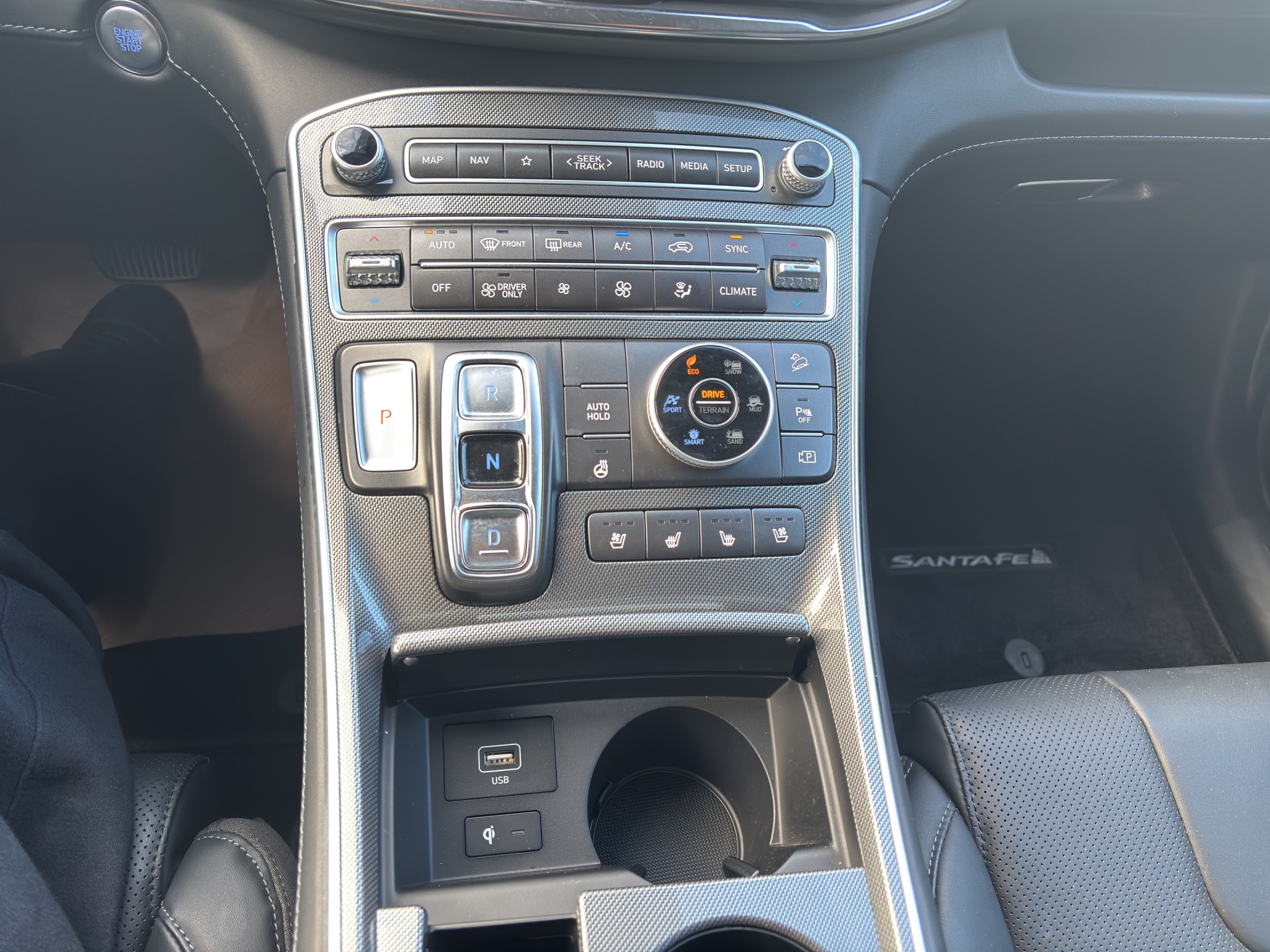 2023 Hyundai Santa Fe Hybrid Luxury AWD — photo 15