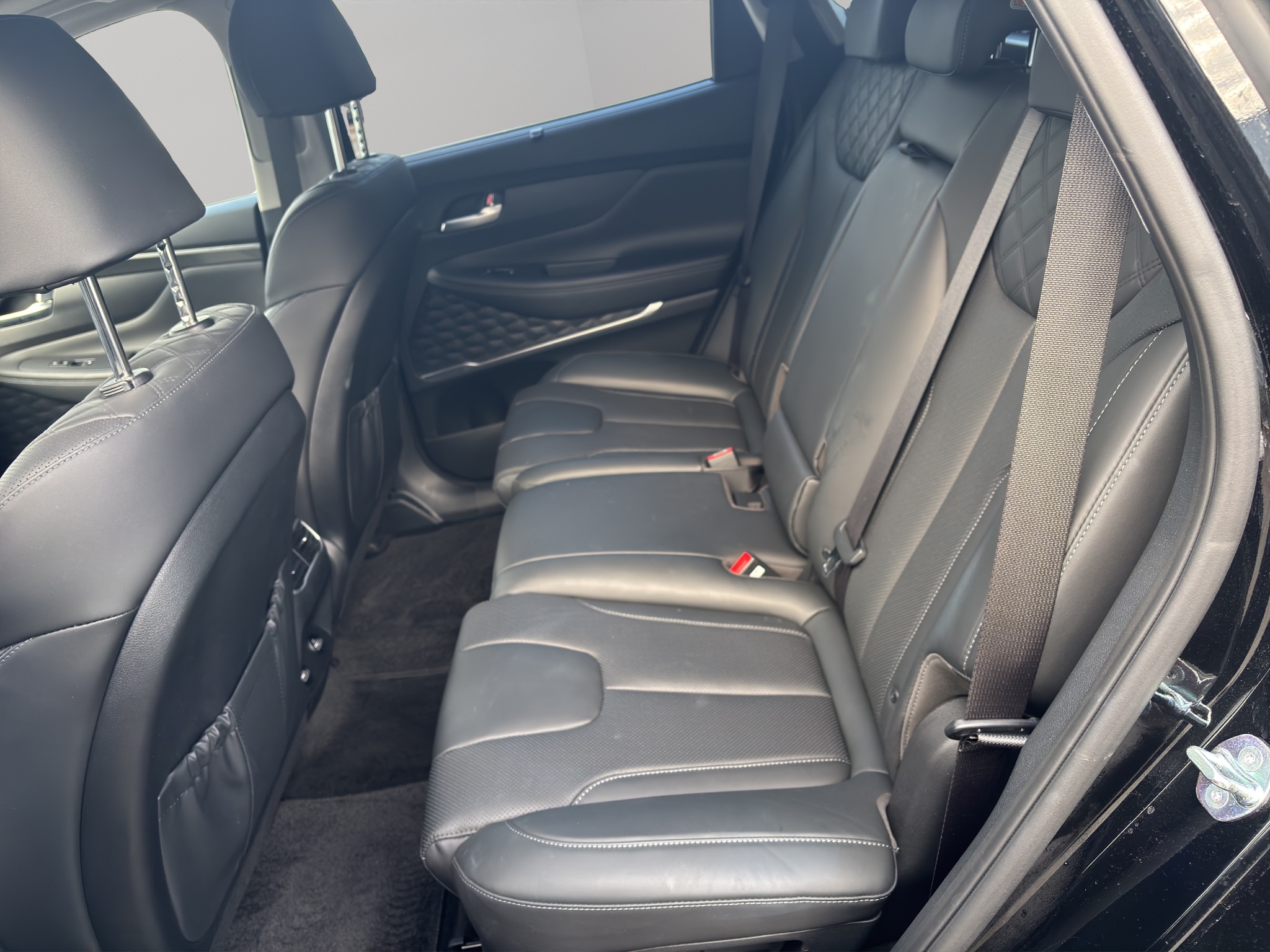 2023 Hyundai Santa Fe Hybrid Luxury AWD — photo 18