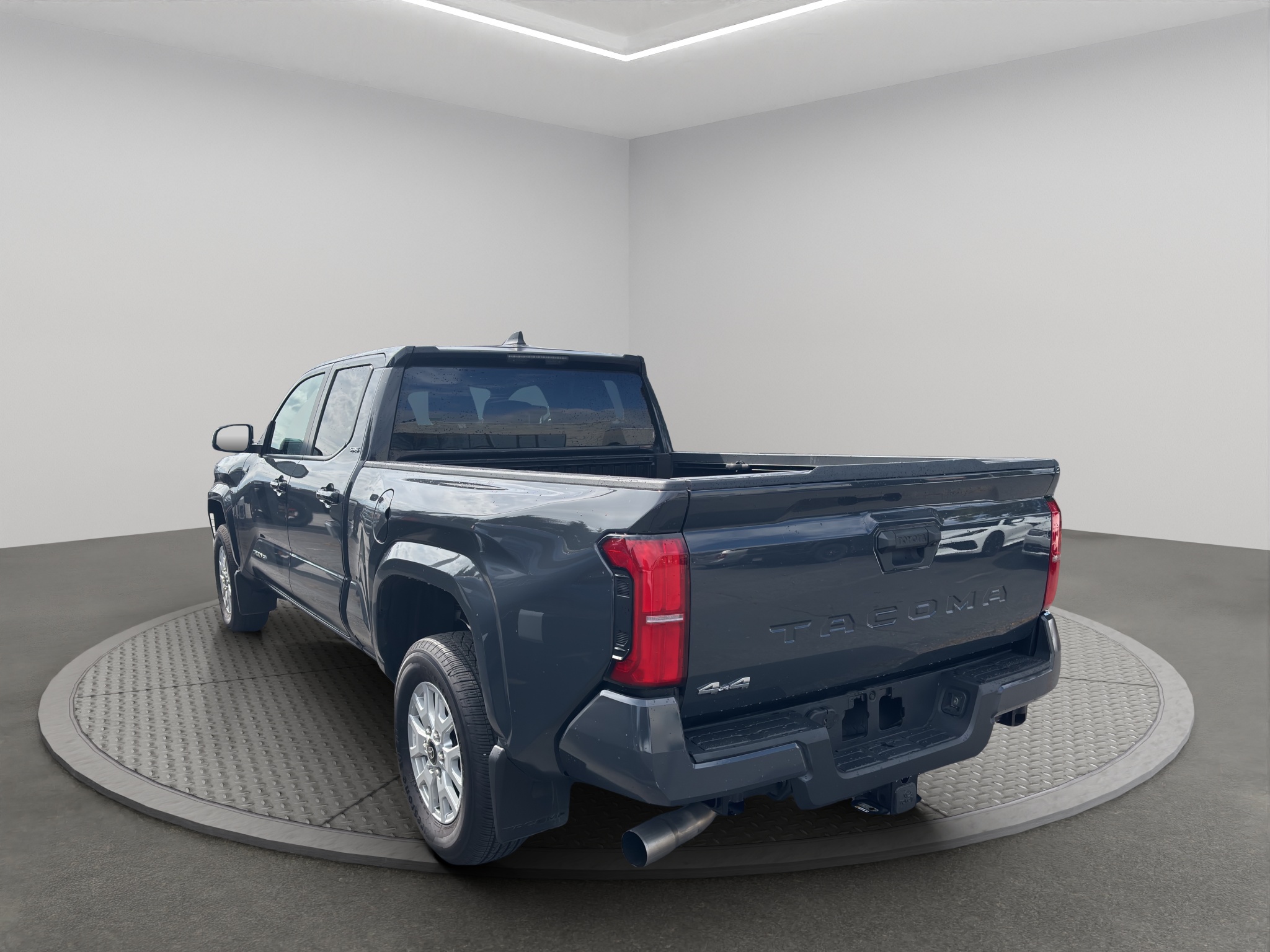 2024 Toyota Tacoma 4x4 Double Cab Auto SB — photo 4