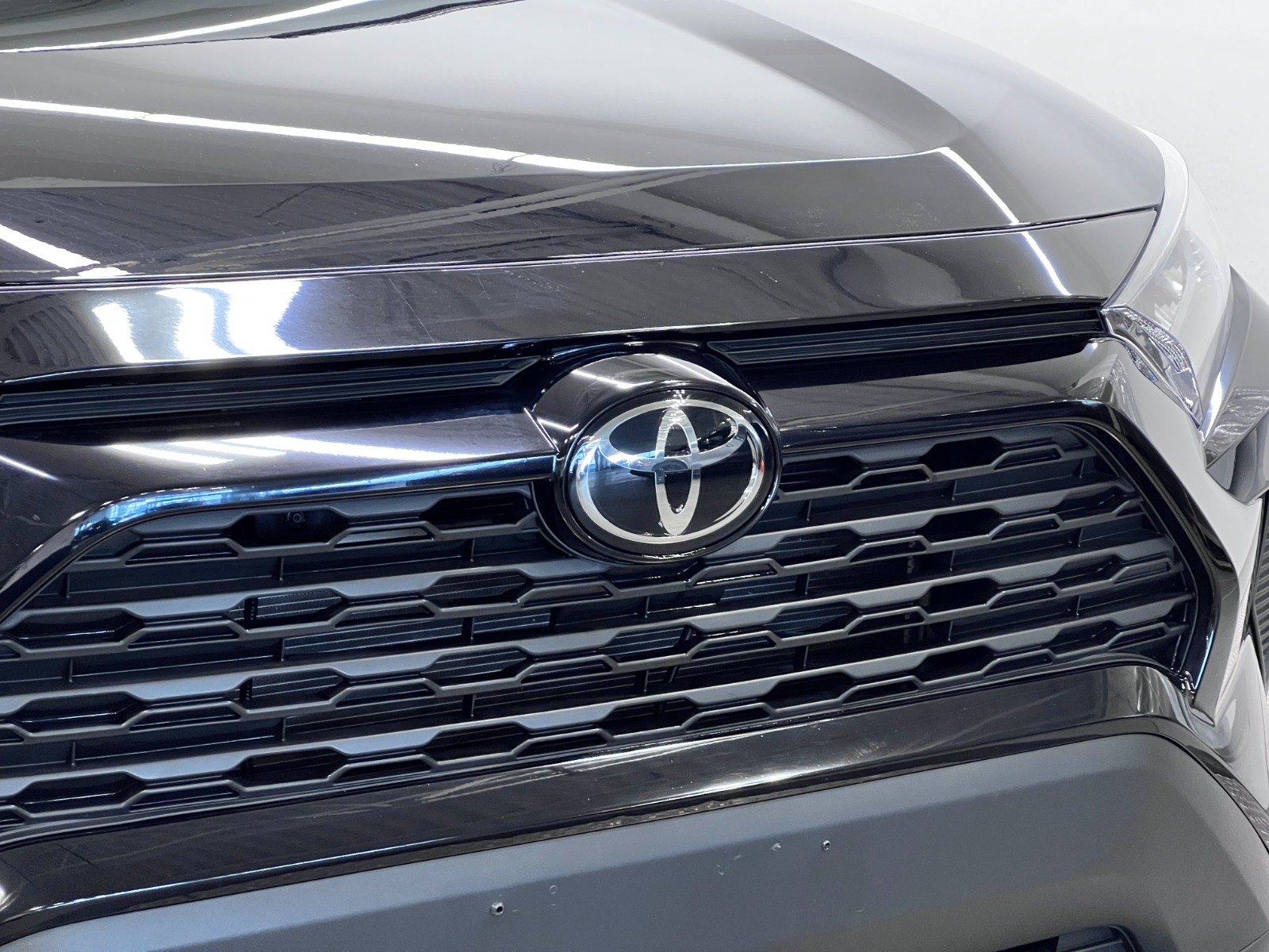 2025 Toyota RAV4 LE AWD — photo 8