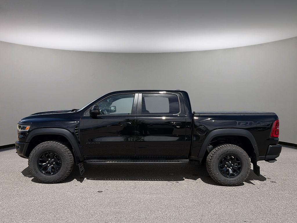 2025 Ram 1500 RHO 4x4 Crew Cab 5'7" Box — photo 3