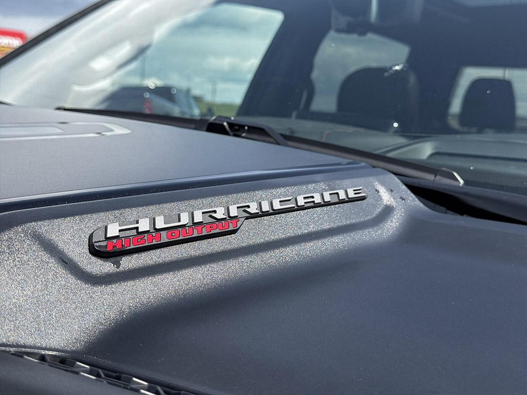 2025 Ram 1500 RHO 4x4 Crew Cab 5'7" Box — photo 9