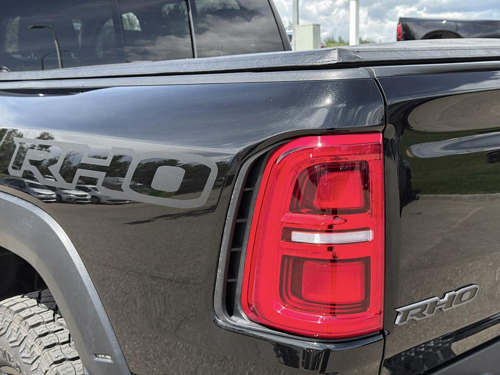 2025 Ram 1500 RHO 4x4 Crew Cab 5'7" Box — photo 11