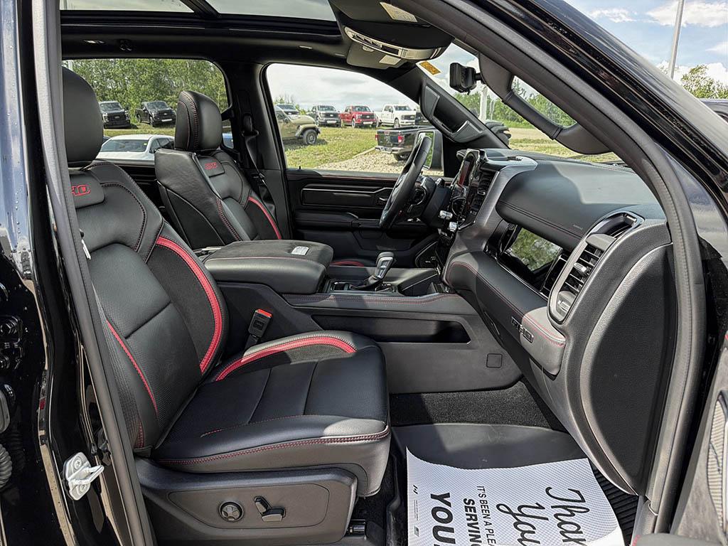 2025 Ram 1500 RHO 4x4 Crew Cab 5'7" Box — photo 22