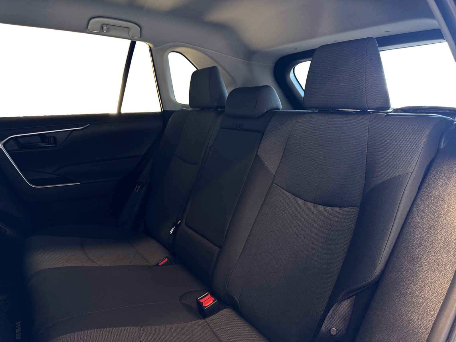 2025 Toyota RAV4 LE AWD — photo 19