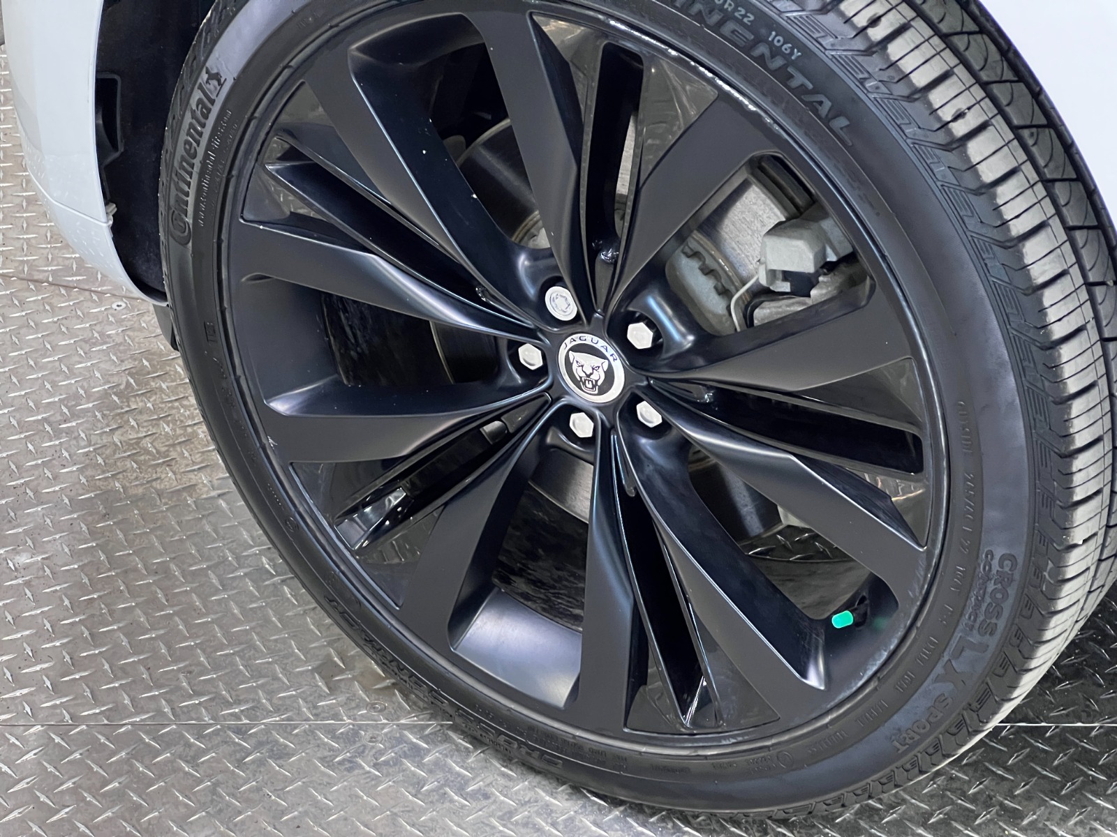 2024 Jaguar F-PACE R-Dynamic S P400 Auto — photo 13