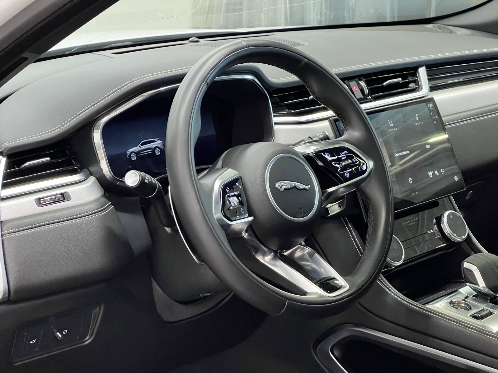 2024 Jaguar F-PACE R-Dynamic S P400 Auto — photo 32