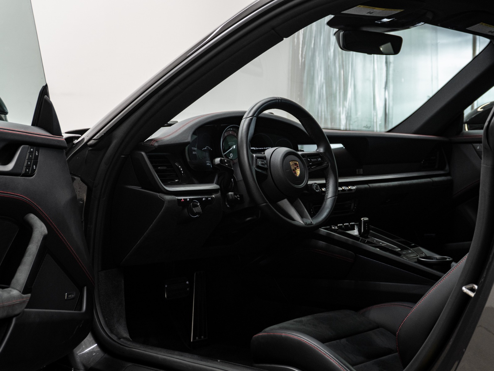 2023 Porsche 911 Carrera 4 GTS Coupe — photo 4